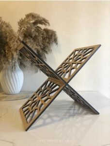 حامل مصحف اكريليك انيق على شكل حرف X