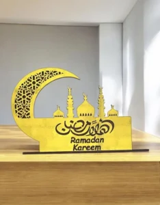 أهلاً رمضان ديكور خشبي